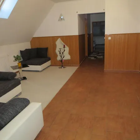 Luxus Tanya Villa