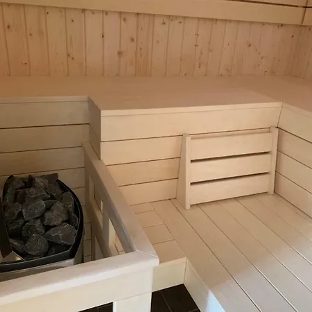빌라 Luxus Tanya